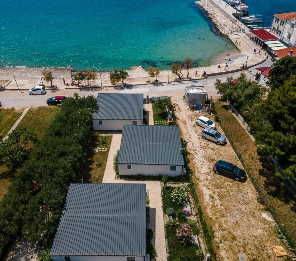 Rasin Mobile Homes Pakostane Exterior photo